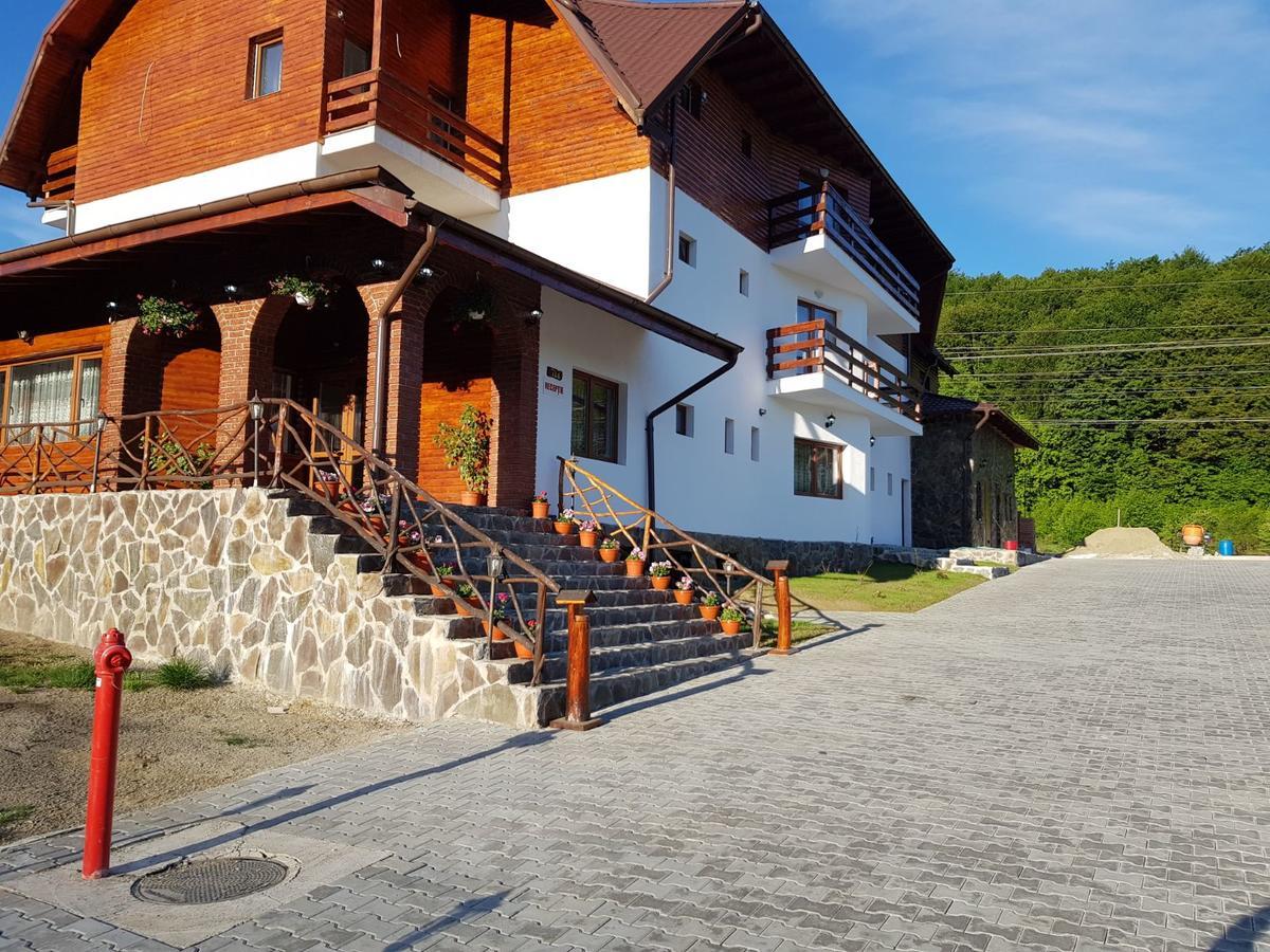 Hanul Patrisiei Cîrţişoara Extérieur photo
